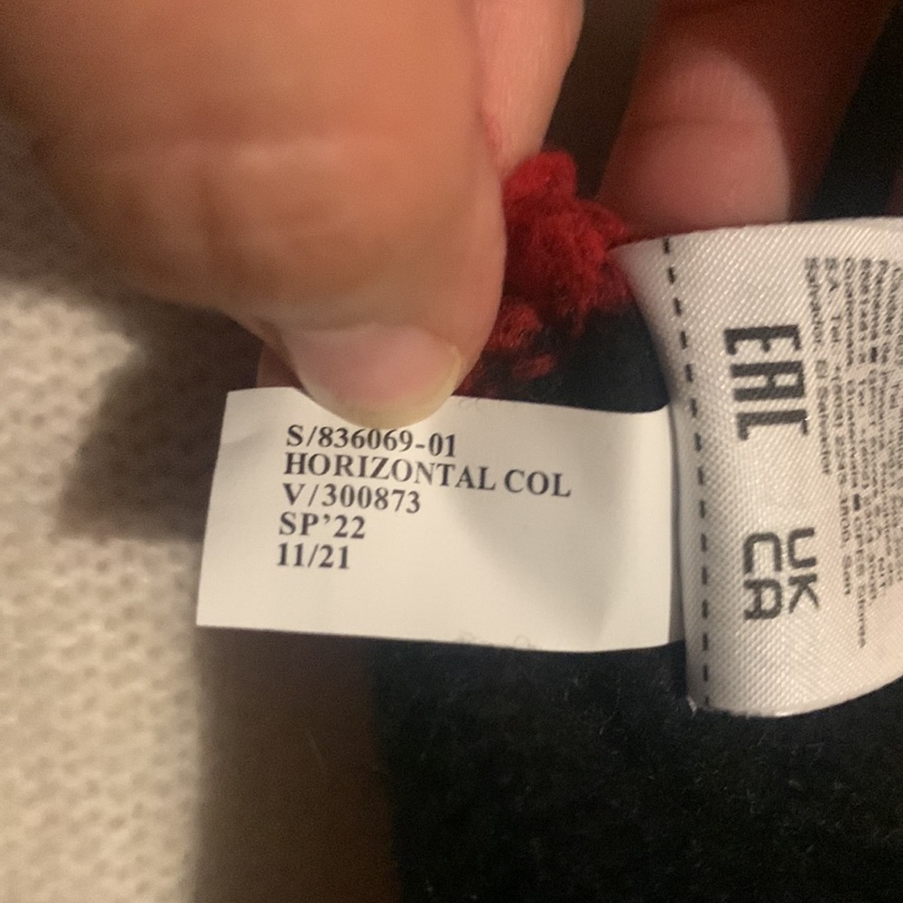 NWT Banana Republic Sweater - Picture 7 of 14